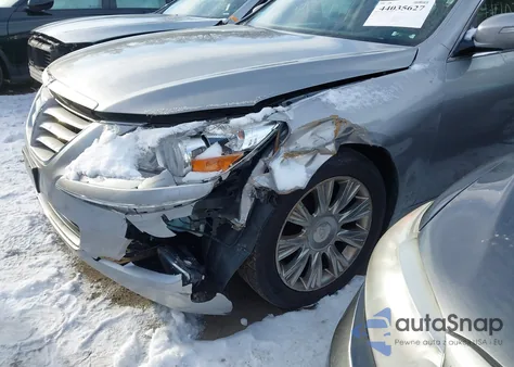 2010 Hyundai Genesis 3.8 z USA, uszkodzony, nr VIN KMHGC4DE5AU079674